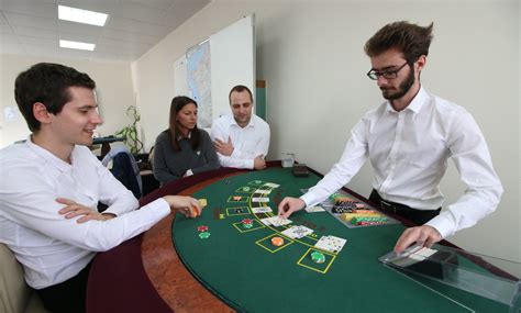École de croupier .